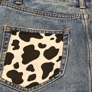 Meet your Posher, April